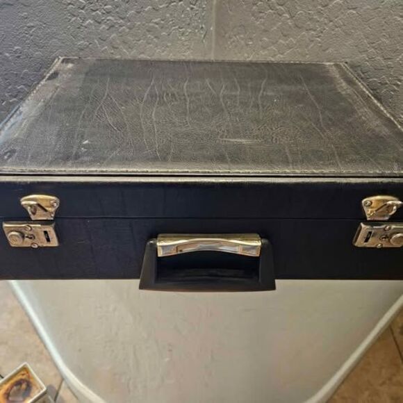 MCM Black Leather Travel Bar with Accessories Bar Caddy 17" x 6" - Picture 6 of 10